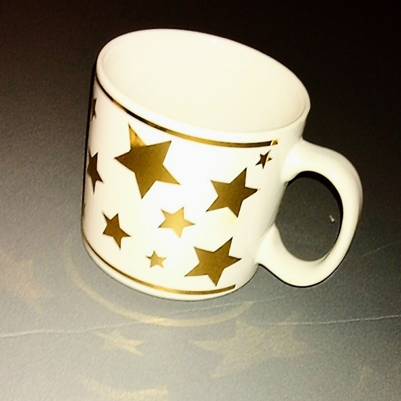 Russ Berries Golden Star Mug - Picture 1 of 7